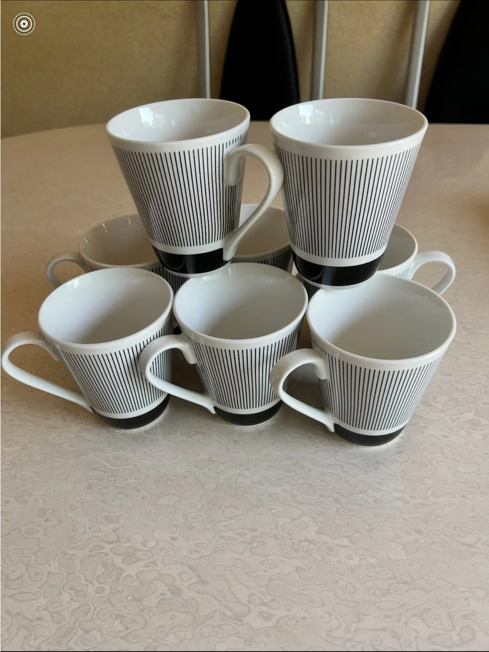 Vintage Mugs Set